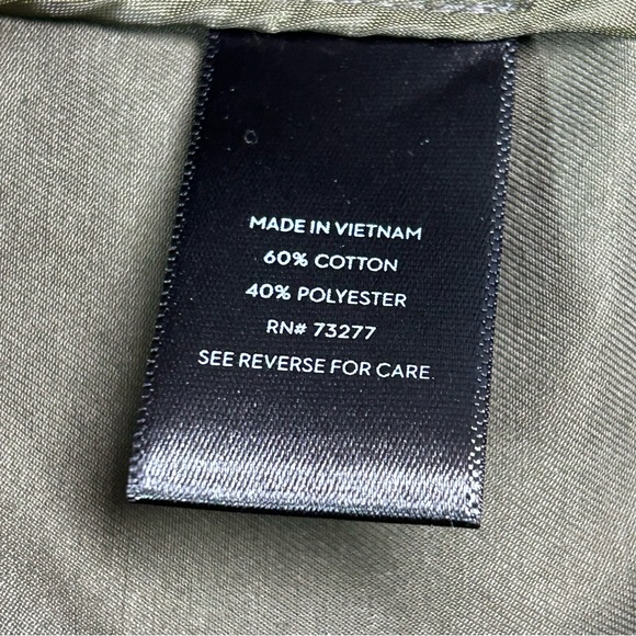 Vera Wang Womens Short Trench Coat Jacket Size XL Zip Belted Neutral Lightweight - Picture 7 of 12